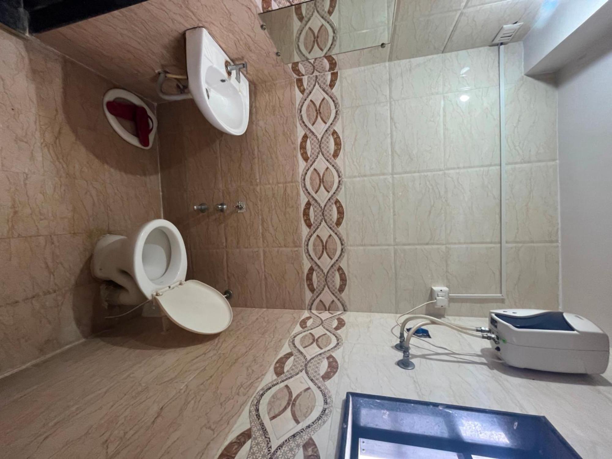 Oyo Hotel Rio Inn Ānand 外观 照片